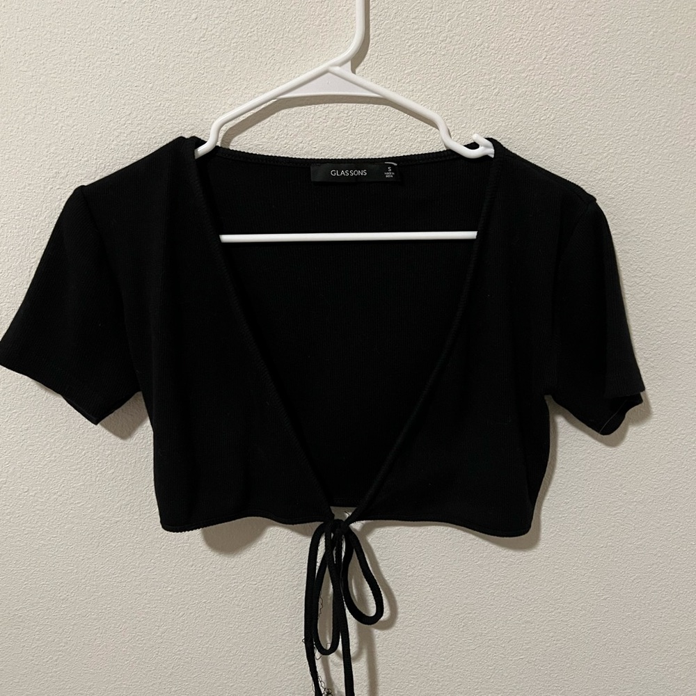 Black tie front crop top
